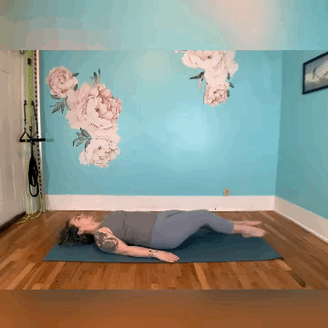 The Complete Book of Yoga Inversions: Learn How to Invert, Float